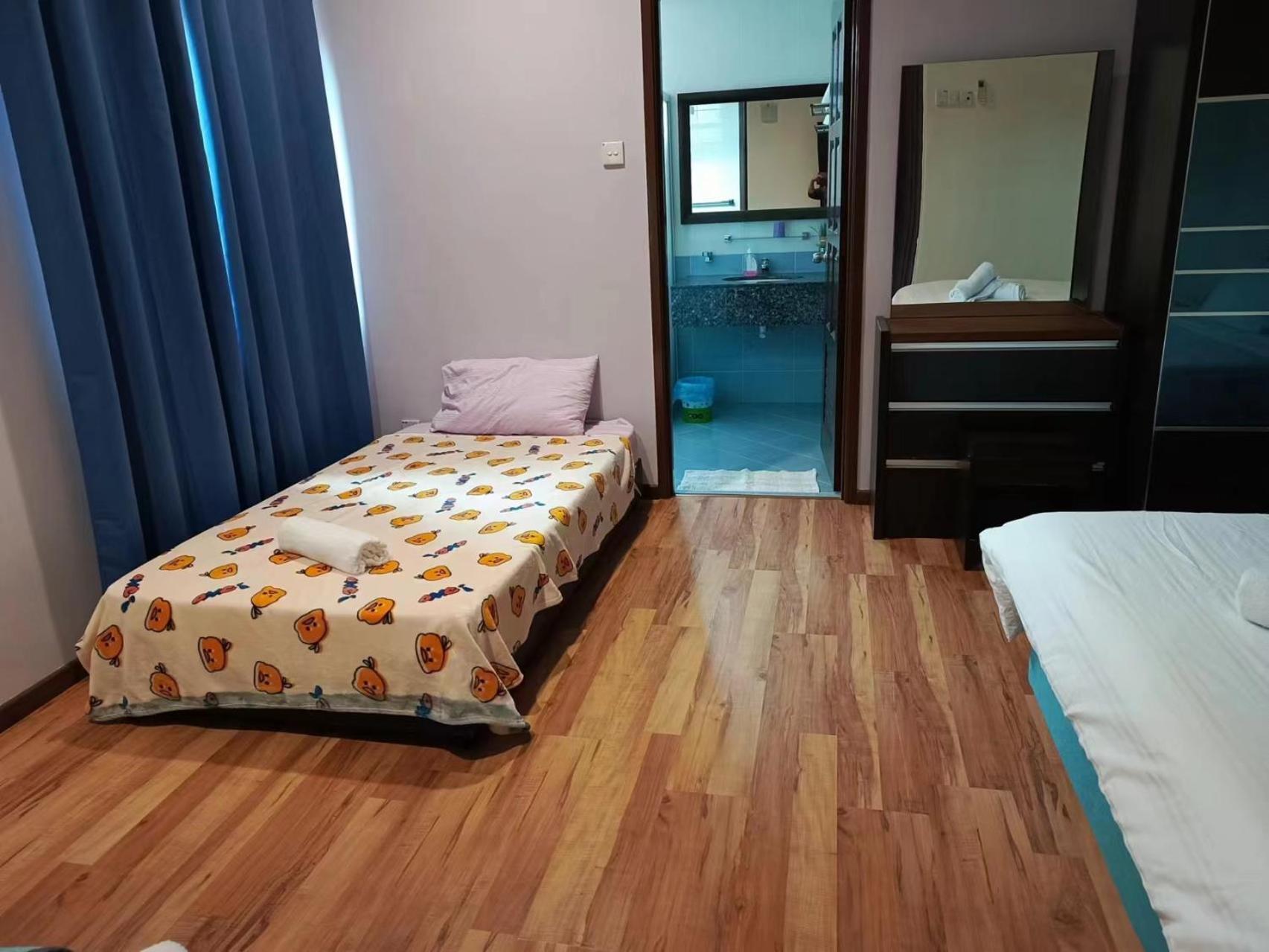 Melaka Beachfront Villa With Pool Bagian luar foto